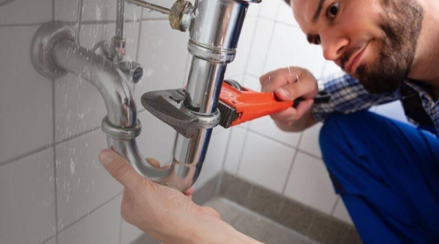 Expert burst pipe repair services in Alturas, CA